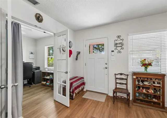 Homes for sale in Tampa, FL | 4727 W Anita Blvd, Tampa, FL 33611 | MLS# TB8502324
