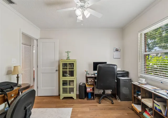 Homes for sale in Tampa, FL | 4727 W Anita Blvd, Tampa, FL 33611 | MLS# TB8502324