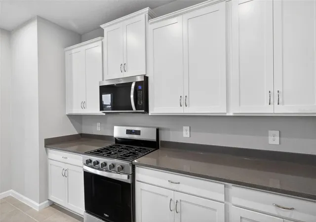 Photo 4 of Single family home for sale at 13129 Oxeye Ln, Parrish, FL 34219 | MLS# TB8502327 | Listing updated on 2026-10-23