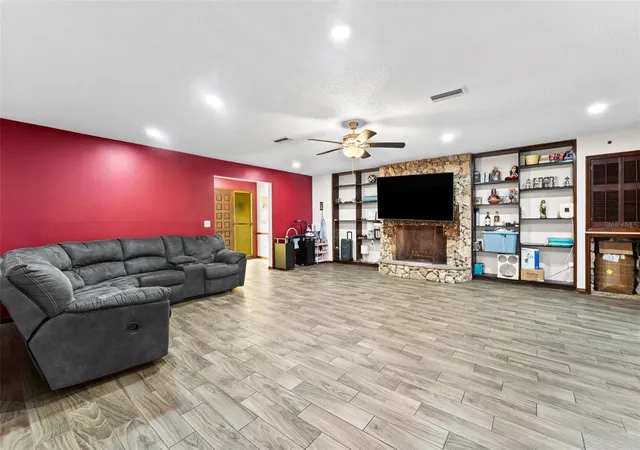 3rd image of (Undisclosed), Orlando, FL 32808 | MLS# O6402766