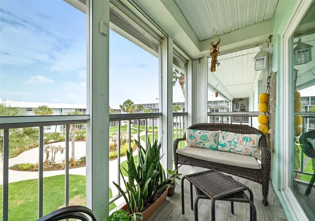 Homes for sale in New Smyrna Beach, FL | 325 N Causeway #D304, New Smyrna Beach, FL 32169 | MLS# NS1088073