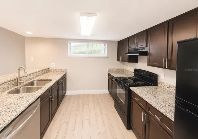 Photo 4 of Condo for sale at 3922 Crayrich Cir #C-4, Orlando, FL 32839 | MLS# O6402775 | Listing updated on 2026-09-05