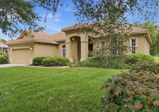 Photo 3 of Single family home for sale at 1239 W Beagle Run Loop, Hernando, FL 34442 | MLS# TB8502369 | Listing updated on 2026-08-13