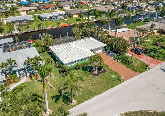 3rd image of 4815 Sorrento Ct, Cape Coral, FL 33904 | MLS# C7525437