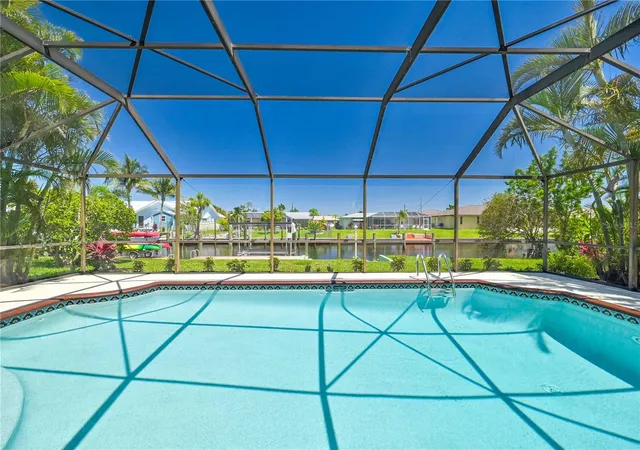 5th image of 4815 Sorrento Ct, Cape Coral, FL 33904 | MLS# C7525437