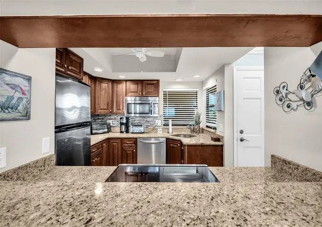5th image of 3500 Gulf Blvd #407B, Belleair Beach, FL 33786 | MLS# TB8502378