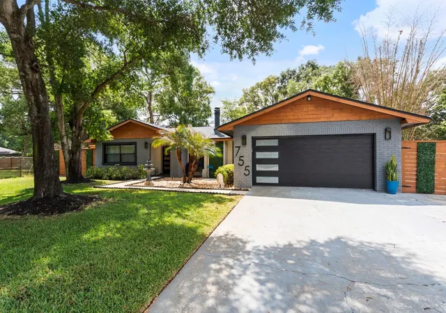 Photo 3 of Single family home for sale at 755 Woodside Rd, Maitland, FL 32751 | MLS# O6402797 | Listing updated on 2026-07-12