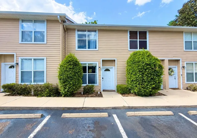 1st image of 3575 Sw 30th Wy #121, Gainesville, FL 32608 | MLS# GC539858