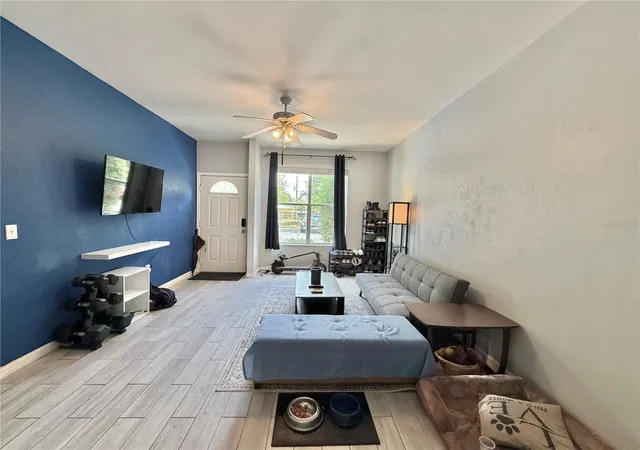 3rd image of 3575 Sw 30Th Wy #121, Gainesville, FL 32608 | MLS# GC539858