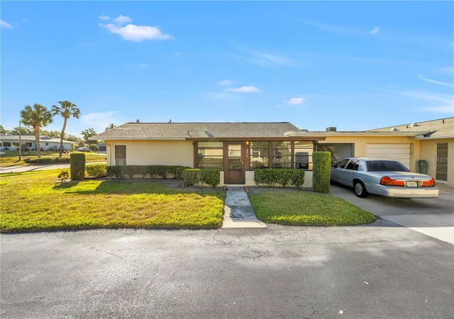 2nd image of 2740 Highlands Blvd #B, Palm Harbor, FL 34684 | MLS# TB8502417