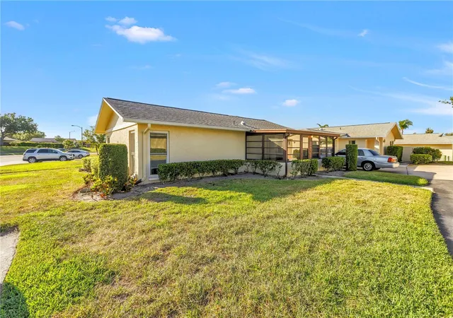 4th image of 2740 Highlands Blvd #B, Palm Harbor, FL 34684 | MLS# TB8502417
