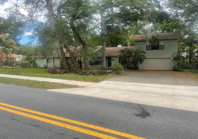 1st image of 684 Stratford Dr, Deland, FL 32724 | MLS# O6402825