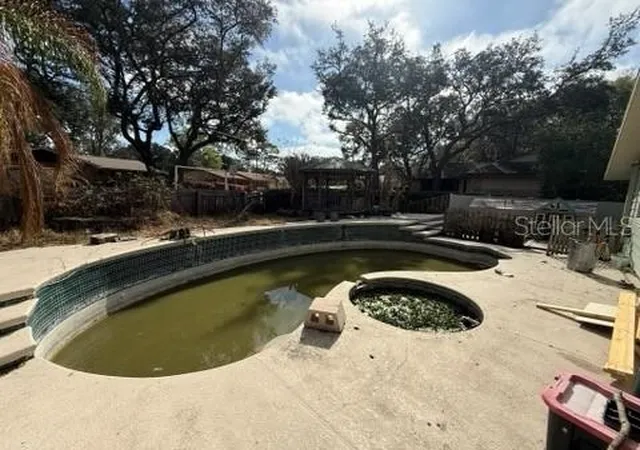 47th image of 684 Stratford Dr, Deland, FL 32724 | MLS# O6402825