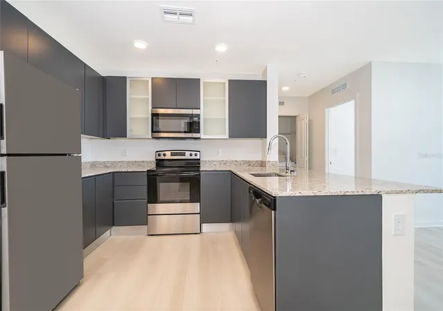4th image of 5579 Millenia Park Blvd #521, Orlando, FL 32839 | MLS# S5148777