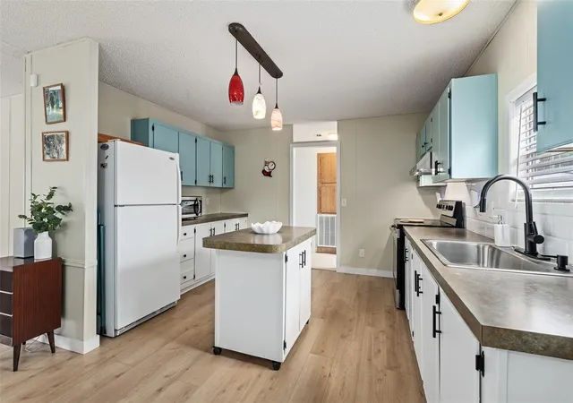 Photo 3 of Manufactured home for sale at 3511 S Palm Ave, Palatka, FL 32177 | MLS# O6402839 | Listing updated on 2026-10-06