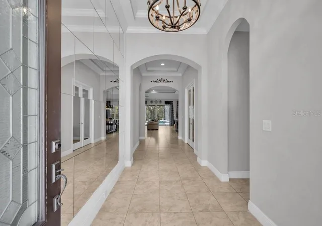 4th image of 15409 Starling Crossing Dr, Lithia, FL 33547 | MLS# TB8502470