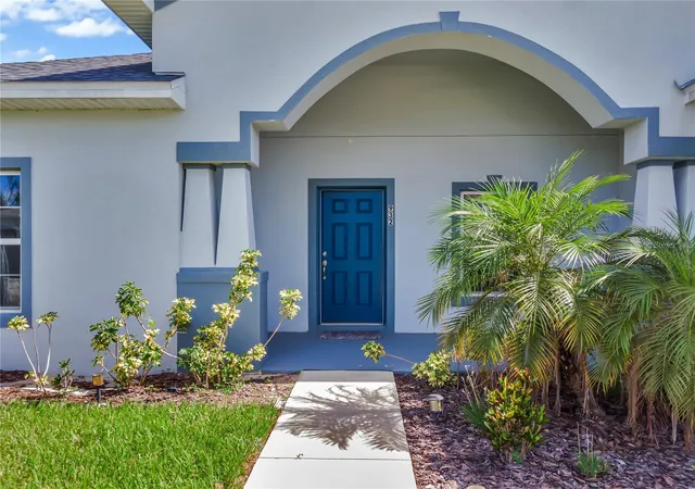 Photo 2 of Sale Pending at 932 Albertville Ct, Kissimmee, FL 34759 | MLS# S5148781 | Listing updated on 2026-10-21