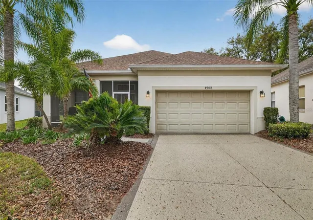 Homes for sale in Leesburg, FL | 4908 Cypress Head Ct, Leesburg, FL 34748 | MLS# G5111653