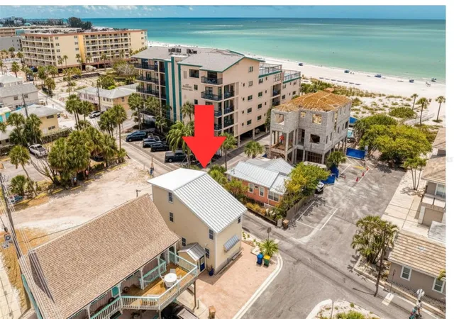 Photo 2 of Single family home for sale at 13095 Gulf Ln, Madeira Beach, FL 33708 | MLS# TB8502493 | Listing updated on 2026-08-28