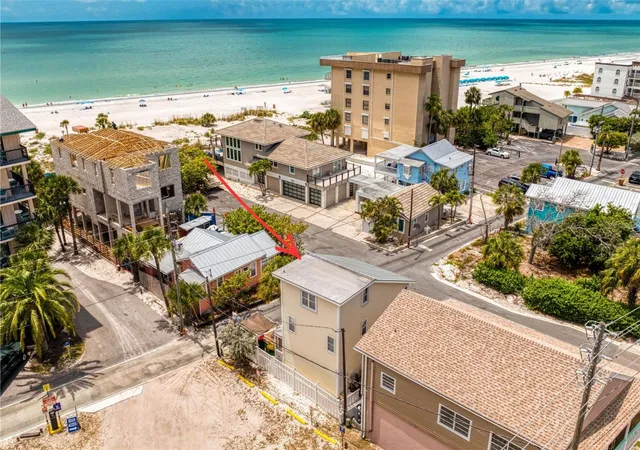 Homes for sale in Madeira Beach, FL | 13095 Gulf Ln, Madeira Beach, FL 33708 | MLS# TB8502493