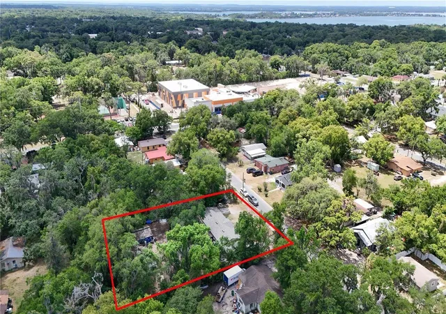2nd image of 1400 N Simpson St, Mount Dora, FL 32757 | MLS# O6402866