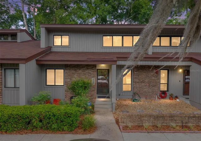Homes for sale in Gainesville, FL | 2738 Nw 39th Dr, Gainesville, FL 32606 | MLS# GC539866