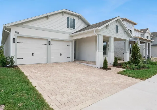 Photo 2 of Single family home for sale at 17412 Honeybell Tangelo Ct, Winter Garden, FL 34787 | MLS# O6402876 | Listing updated on 2026-09-02