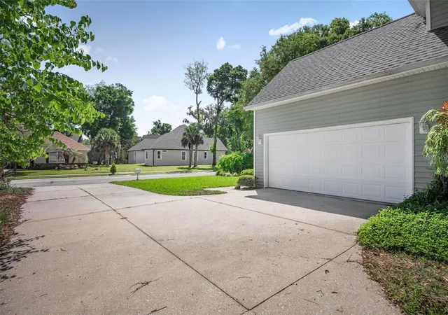 3rd image of 9 Whitehall Ct, Flagler Beach, FL 32136 | MLS# FC318103