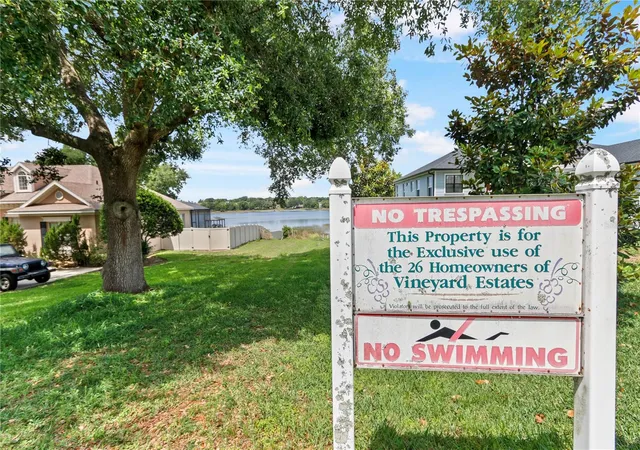 Photo 3 of Single family home for sale at 10814 Vineyard Ct, Clermont, FL 34711 | MLS# O6402901 | Listing updated on 2026-08-25