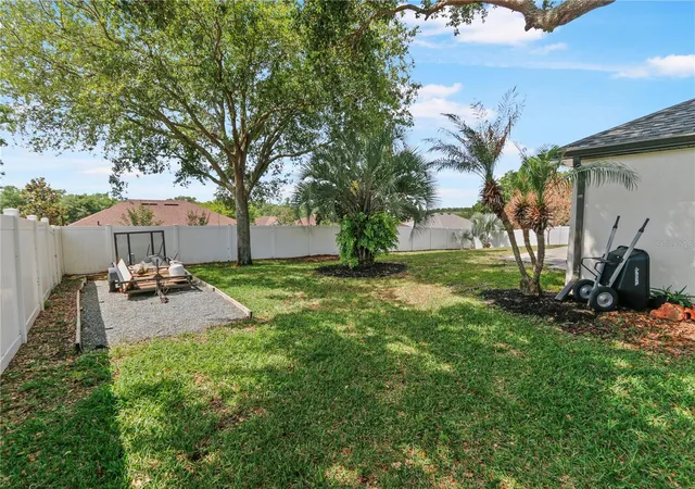 Photo 4 of Single family home for sale at 10814 Vineyard Ct, Clermont, FL 34711 | MLS# O6402901 | Listing updated on 2026-08-25