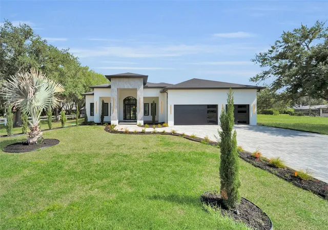 Photo 1 of Single family home for sale at 11241 Oswalt Rd, Clermont, FL 34711 | MLS# S5148795 | Listing updated on 2026-08-28