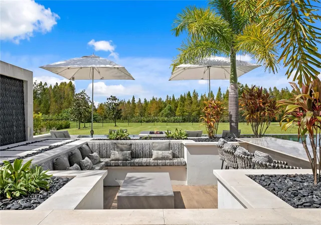5th image of 10521 Broadland Pass, Thonotosassa, FL 33592 | MLS# TB8502599