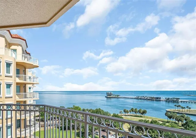 Photo 4 of Condo for sale at 555 5th Avenue NE #1122, Saint Petersburg, FL 33701 | MLS# TB8502622 | Listing updated on 2026-08-06