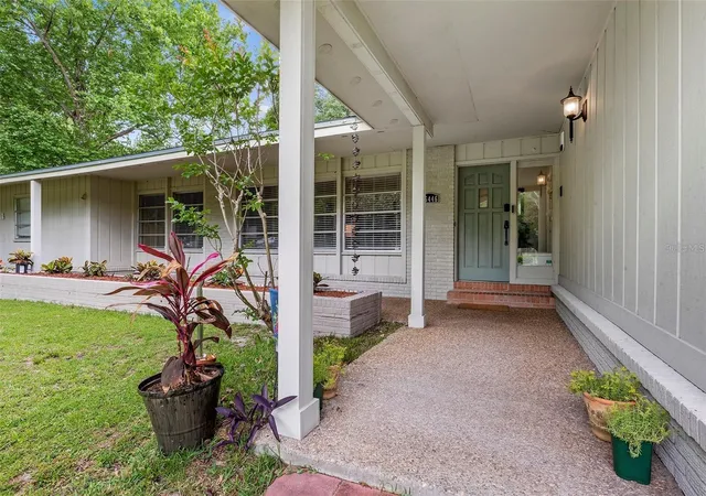 2nd image of 25446 Sw 5 Ave, Newberry, FL 32669 | MLS# GC539876