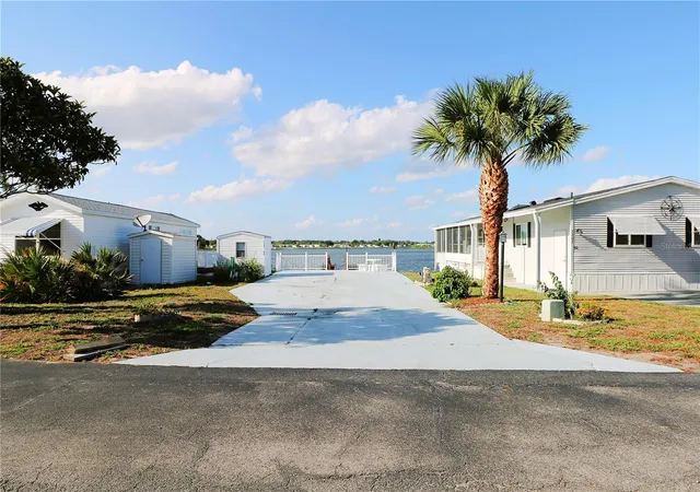 3rd image of 7205 Windsong Dr, Lake Wales, FL 33898 | MLS# P4938578