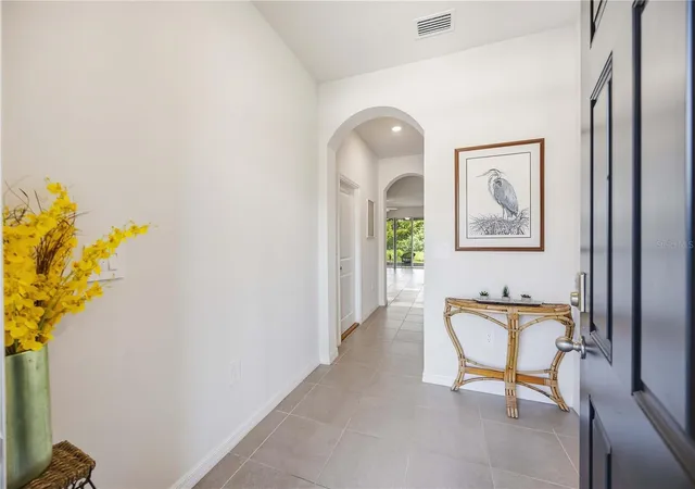 Photo 3 of Townhouse for sale at 8652 Milestone Dr, Sarasota, FL 34238 | MLS# A4691721 | Listing updated on 2026-09-13