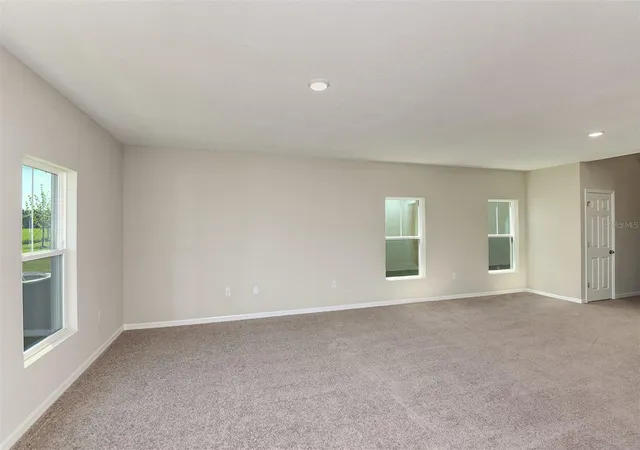 3rd image of 35433 Arbor Retreat Dr, Dade City, FL 33525 | MLS# TB8502659