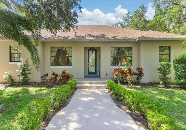 2nd image of 26833 Anderson Ranch Rd, Yalaha, FL 34797 | MLS# G5111671