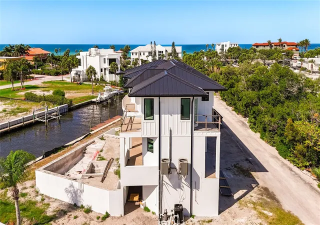 37th image of 530 Jessmyth Dr, Longboat Key, FL 34228 | MLS# A4691731