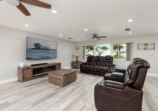 Homes for sale in St Petersburg, FL | 9773 1St St Ne, St Petersburg, FL 33702 | MLS# TB8502676