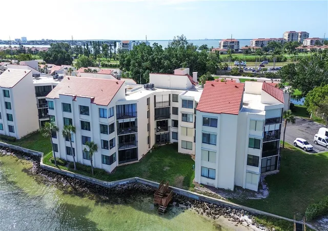 Listing Photo 2 - Condo for sale in building located at 5825 Puerta Del Sol Blvd S, ST PETERSBURG, FL 33715 - Unit #265
