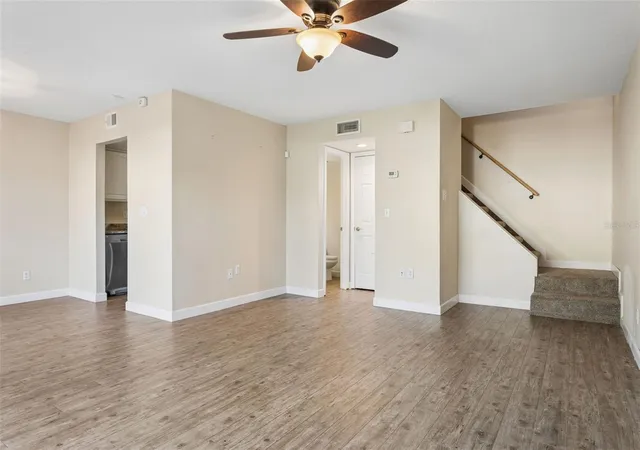 4th image of 6341 Treetop Cir, TEMPLE TERRACE, FL 33617