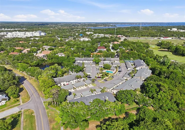 Photo 3 of Condo for sale at 3163 Landmark Dr #615, Clearwater, FL 33761 | MLS# TB8502710 | Listing updated on 2026-09-11