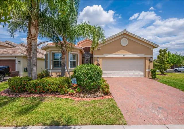 2nd image of 4853 Grand Banks Dr, Wimauma, FL 33598 | MLS# TB8502715