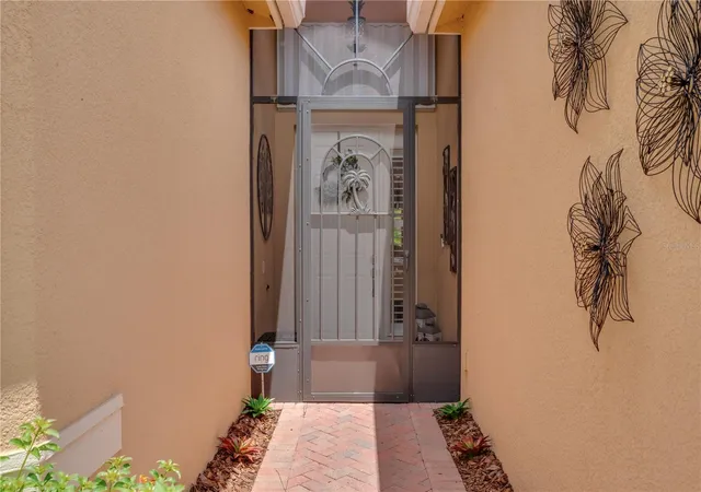 4th image of 4853 Grand Banks Dr, Wimauma, FL 33598 | MLS# TB8502715
