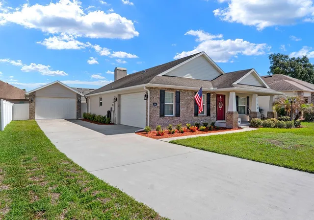 Homes for sale in Plant City, FL | 1206 Spotted Lilac Ln, Plant City, FL 33563 | MLS# TB8502729