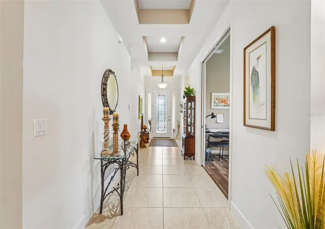 4th image of 648 Southlake Dr, Ormond Beach, FL 32174 | MLS# O6403036