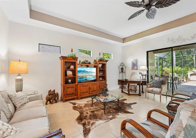 5th image of 648 Southlake Dr, Ormond Beach, FL 32174 | MLS# O6403036