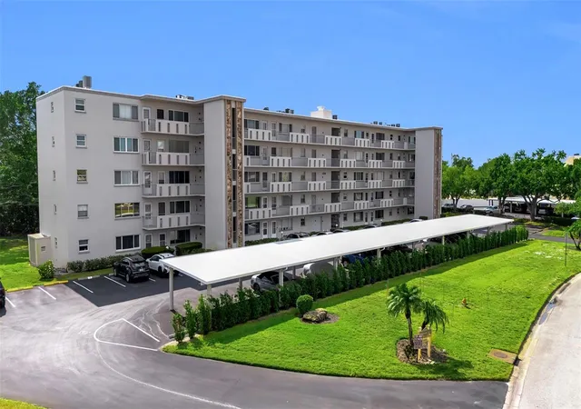 1st image of 4210 Ironwood Cir #403J, Bradenton, FL 34209 | MLS# A4691751