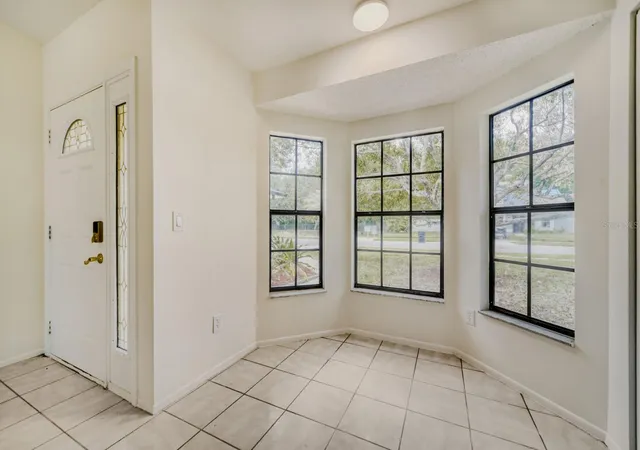 Photo 4 of Sale Pending at 2627 Talon Ct, Orlando, FL 32837 | MLS# TB8502741 | Listing updated on 2026-10-06